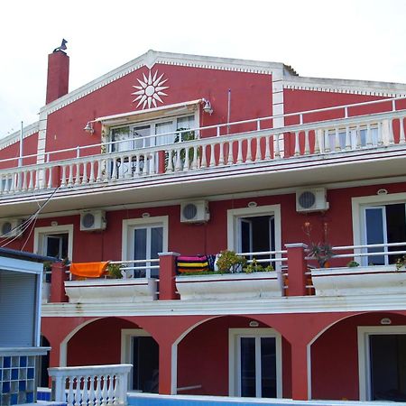 Crystal Apartment Kavos Bagian luar foto
