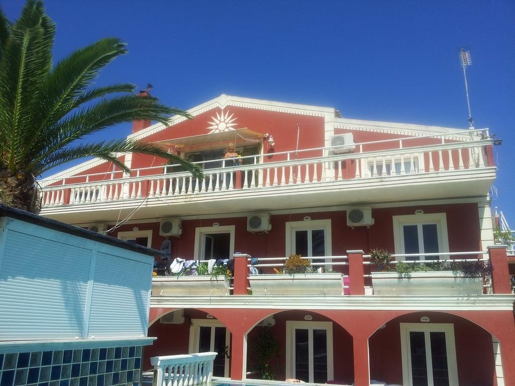 Crystal Apartment Kavos Bagian luar foto