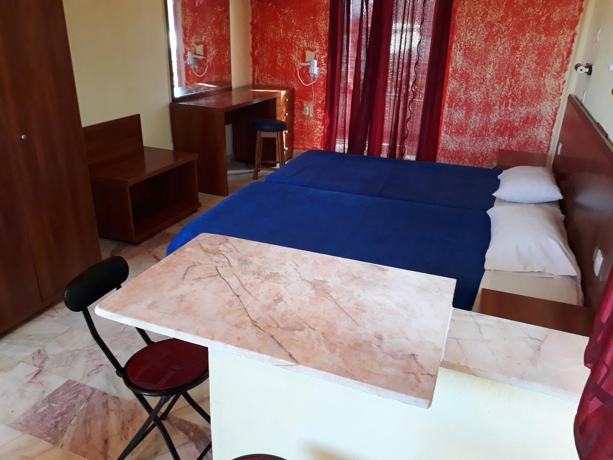 Crystal Apartment Kavos Bagian luar foto